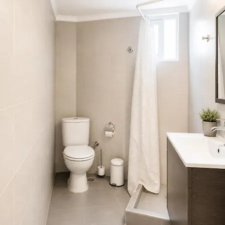 Appartement Azure Orchid Kalamaria, Seaside & Free Parking *